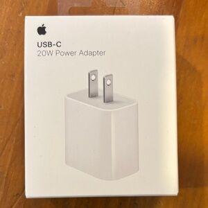 Apple USB-C Power Adapter in White